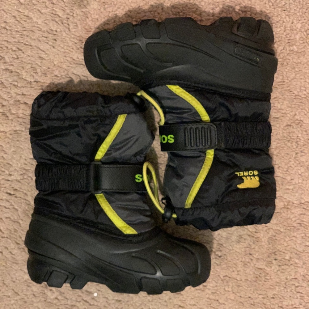 Sorel winter snow boots